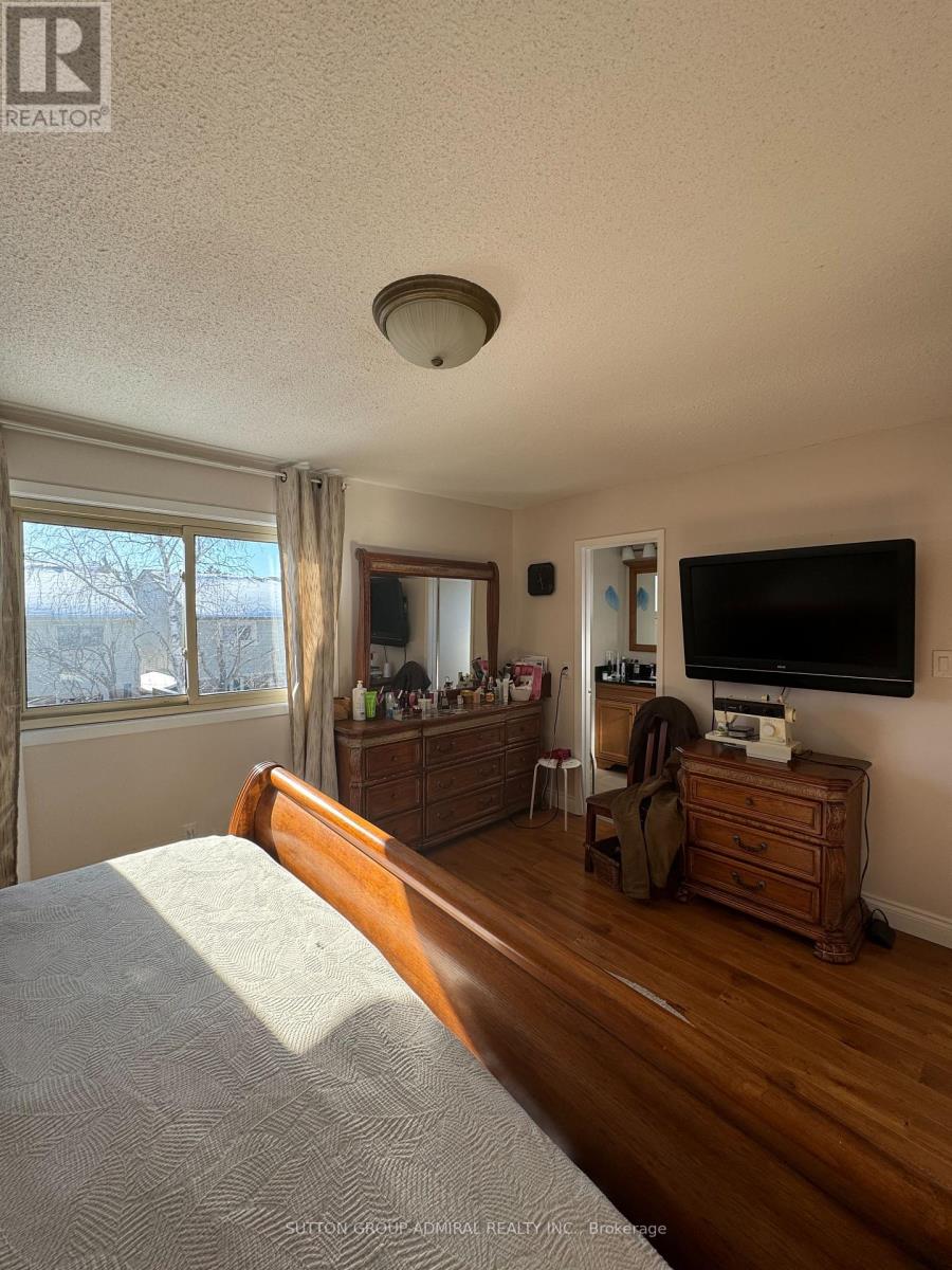 271 Weldrick Road, Richmond Hill, Ontario  L4C 5P2 - Photo 46 - N12812972