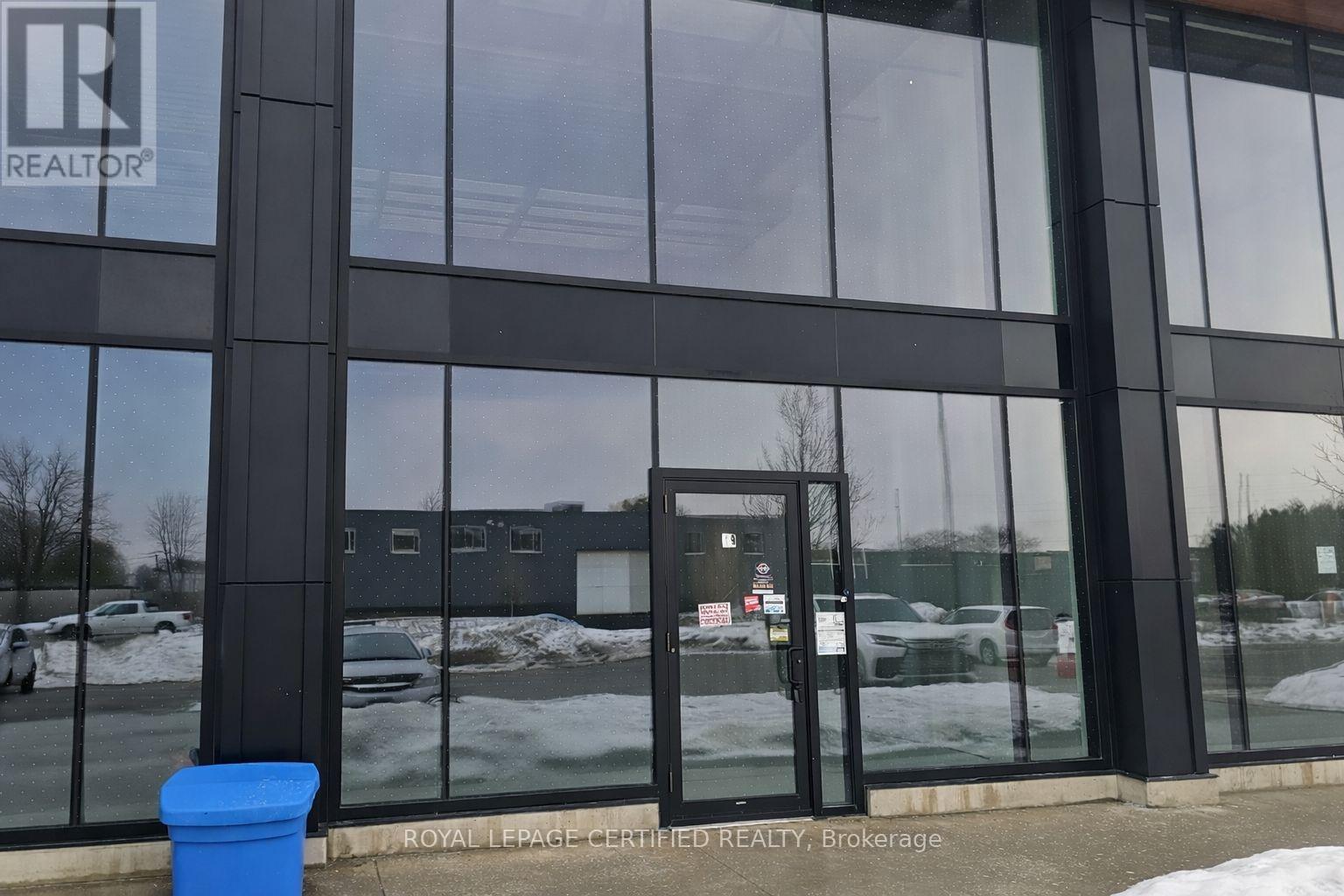 19 - 530 Speers Road, Oakville, Ontario  L6K 2G3 - Photo 5 - W12798918