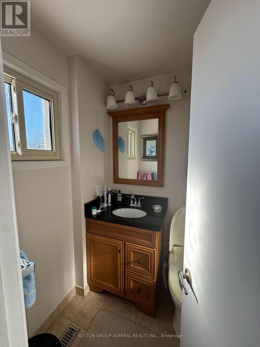 271 Weldrick Road, Richmond Hill, Ontario  L4C 5P2 - Photo 47 - N12812972