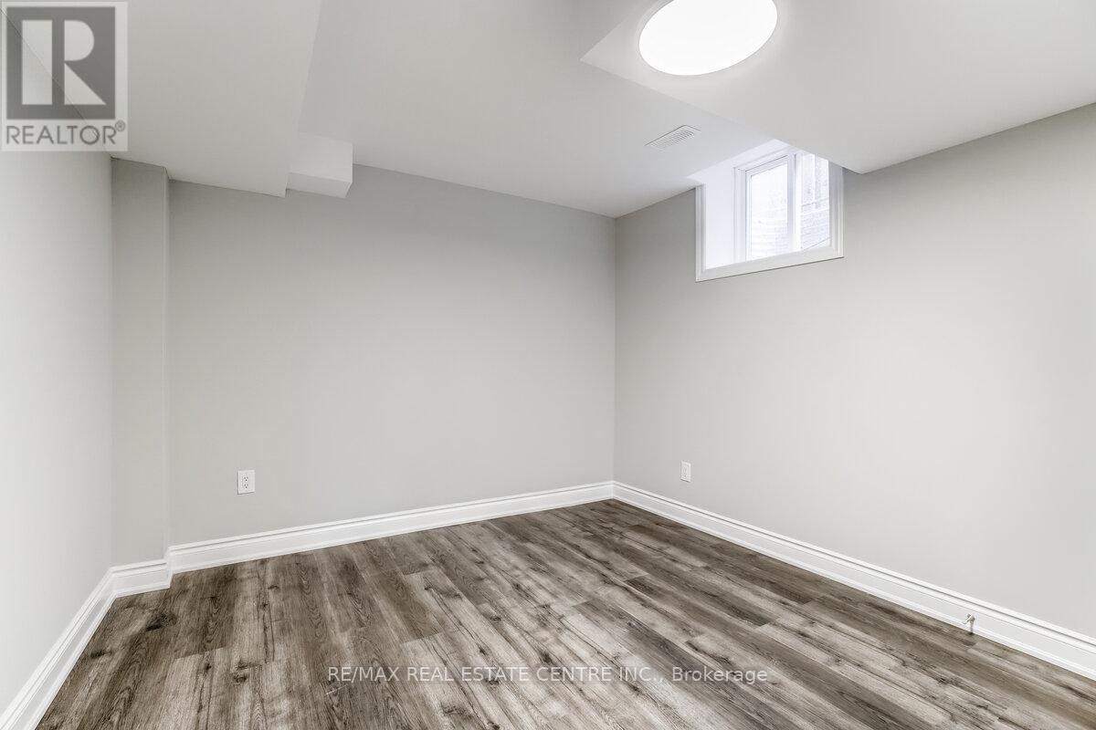 Basemen - 180 Giddings Crescent, Milton, Ontario  L9T 7A8 - Photo 11 - W12790912