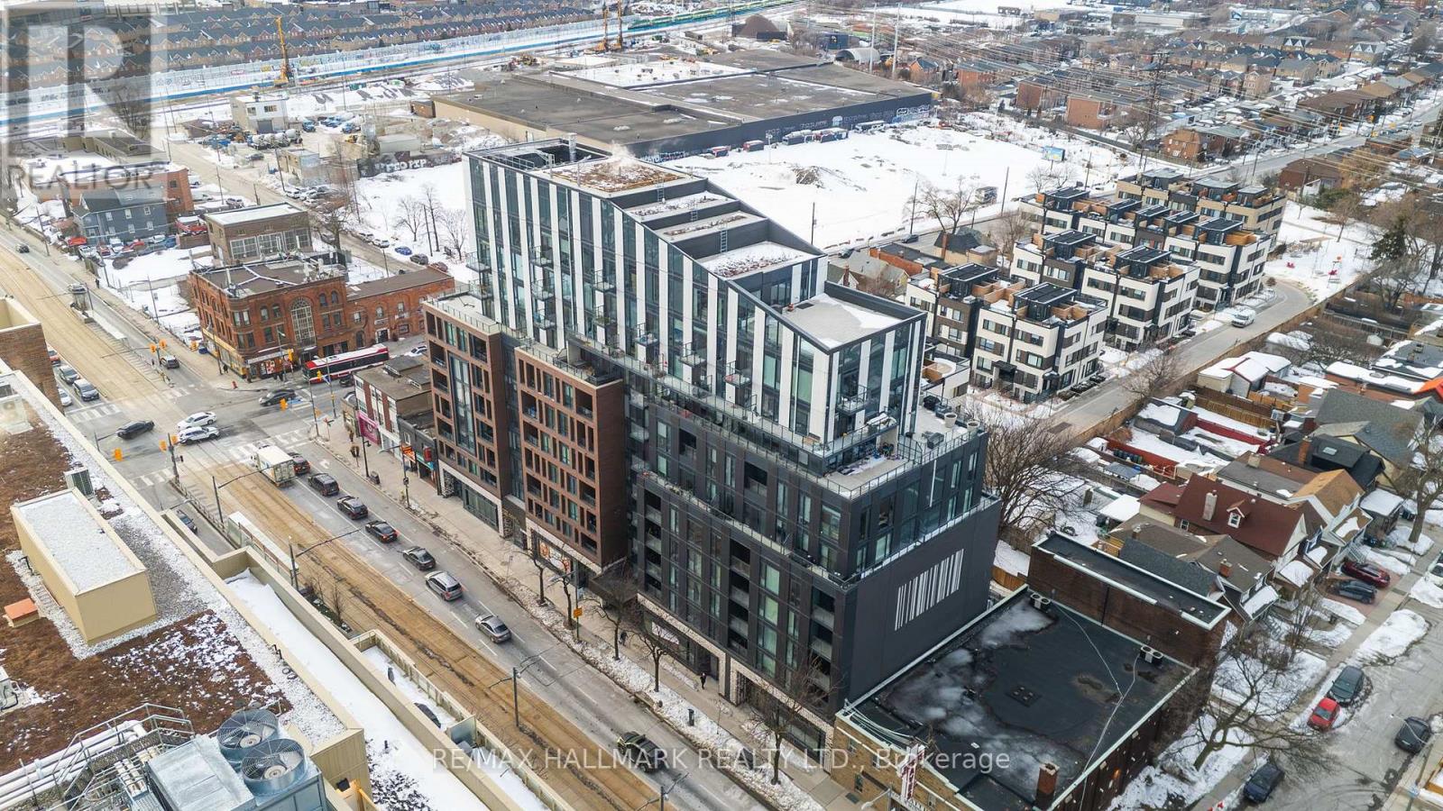 304 - 1808 St. Clair Avenue W, Toronto, Ontario  M6N 0C1 - Photo 2 - W12822834