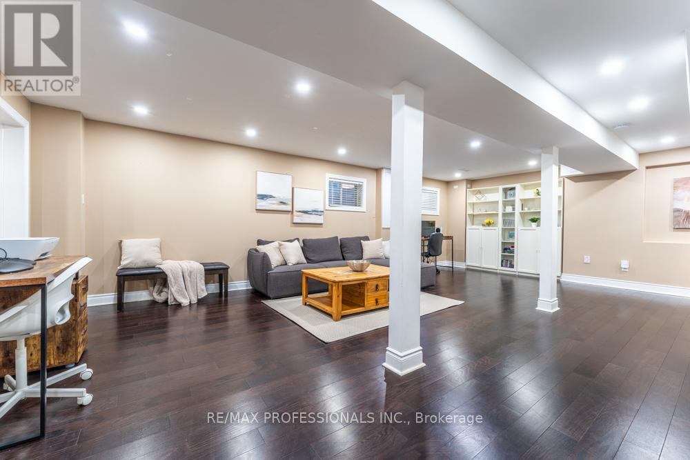 7108 Gablehurst Crescent, Mississauga, Ontario  L5W 1E7 - Photo 34 - W12822836