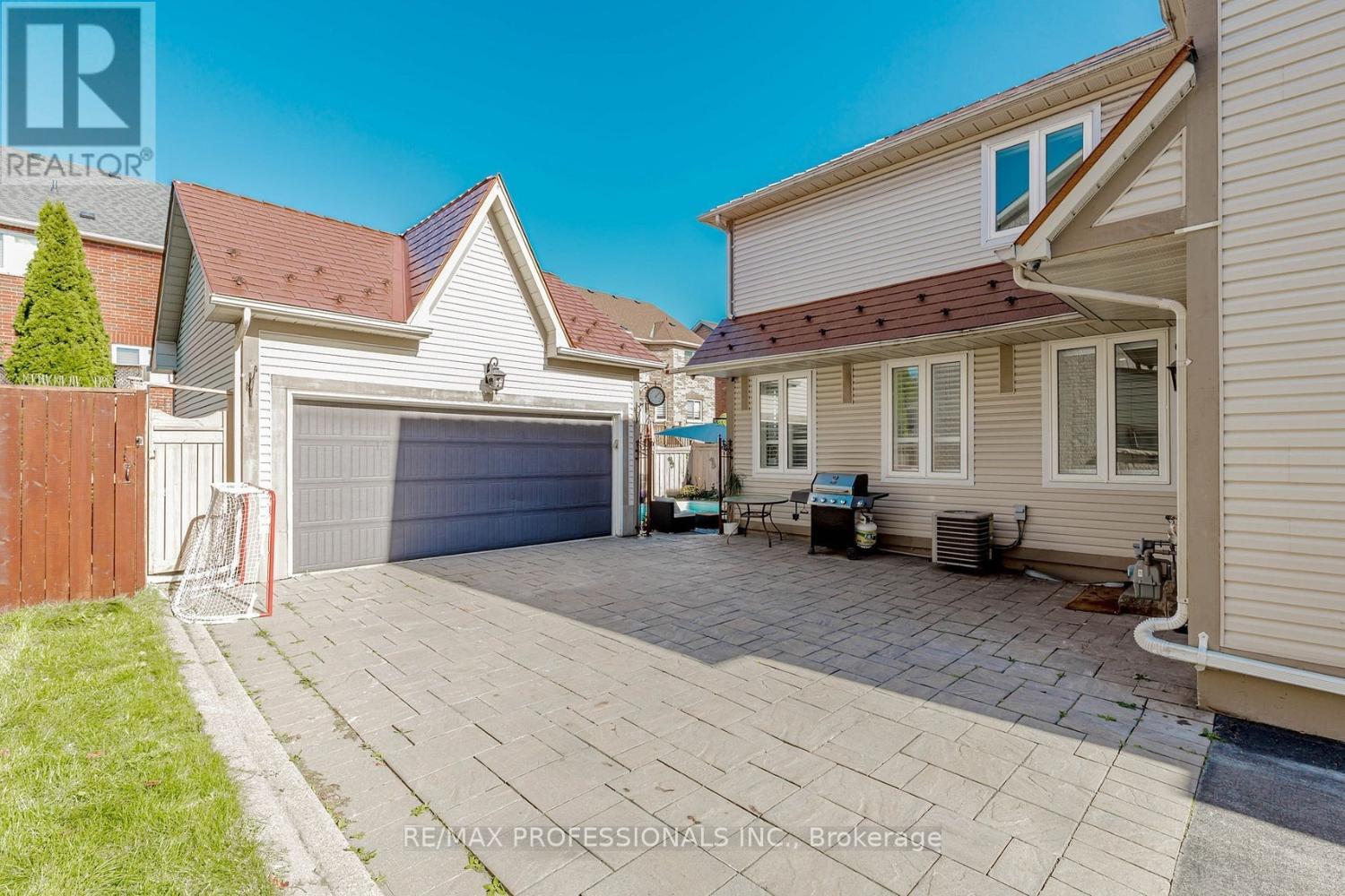 7108 Gablehurst Crescent, Mississauga, Ontario  L5W 1E7 - Photo 41 - W12822836