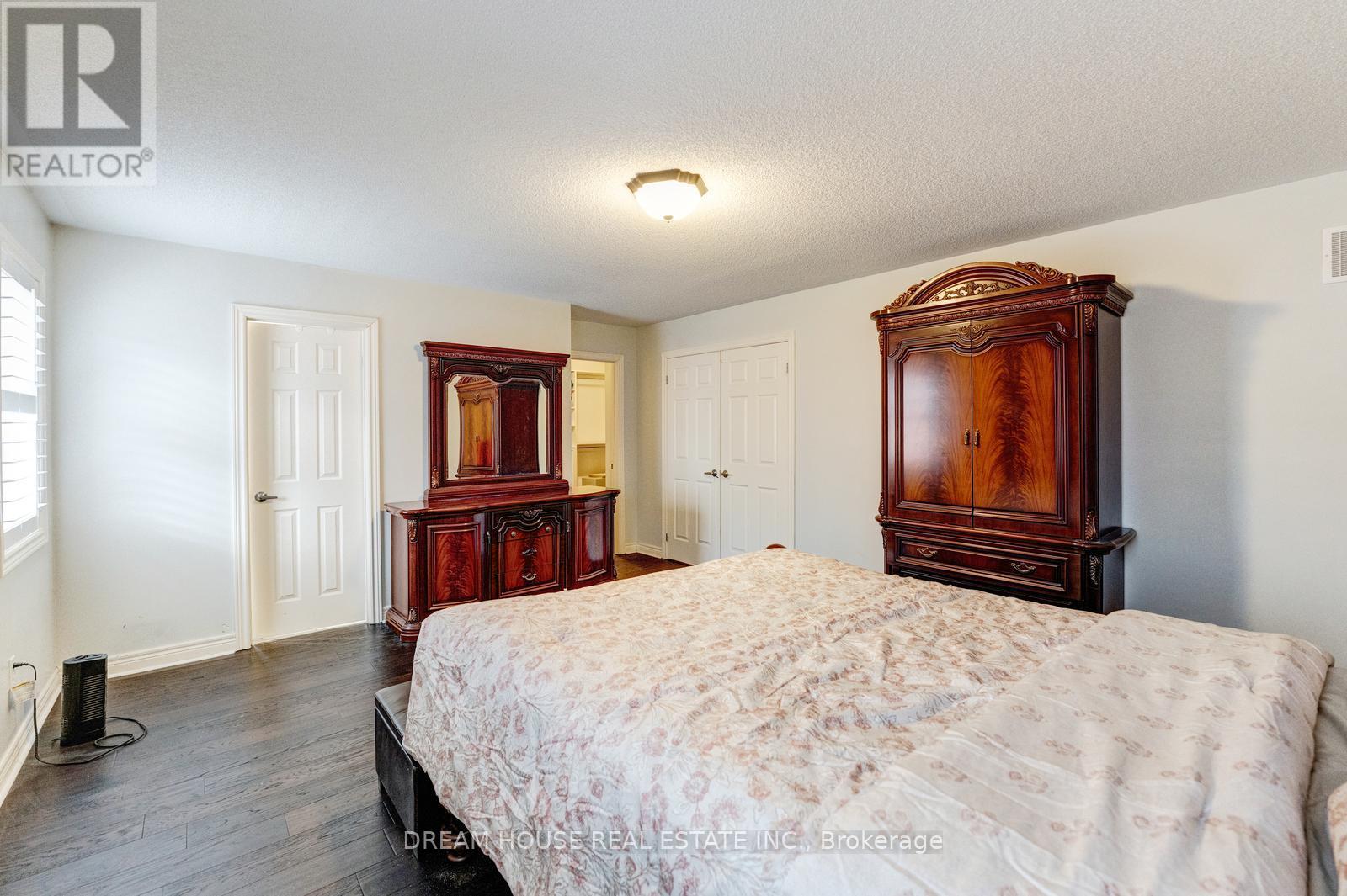353 Michener Place, Milton, Ontario  L9T 8P4 - Photo 23 - W12822840