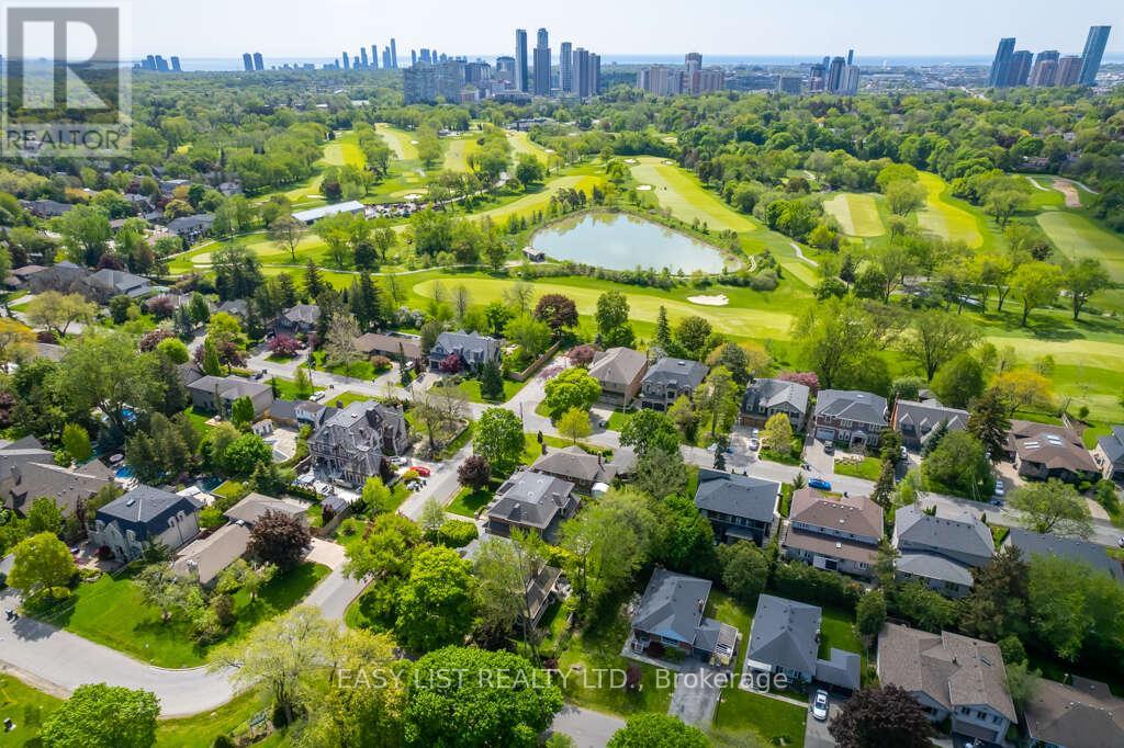 62 Bywood Drive, Toronto (Princess-Rosethorn), Ontario  M9A 1M3 - Photo 35 - W12822856