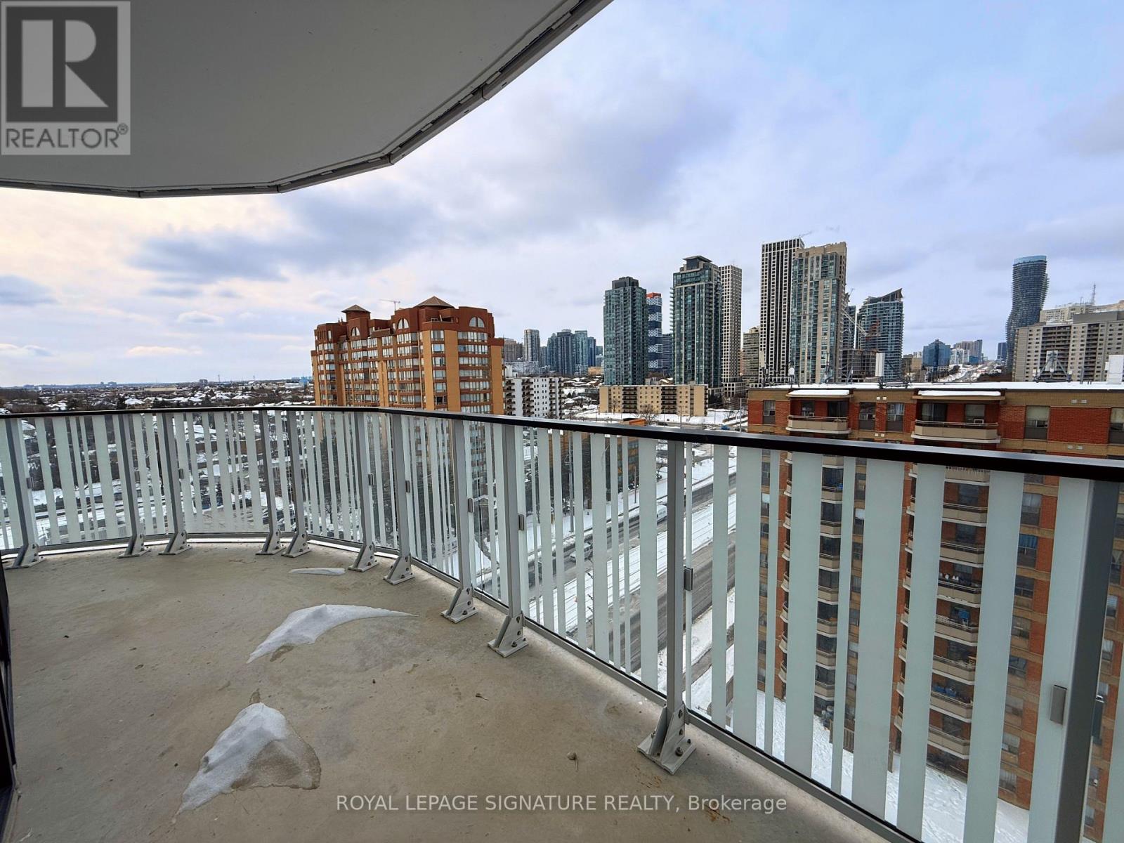 1009 - 1 Fairview Road E, Mississauga (Mississauga Valleys), Ontario  L5A 0B4 - Photo 18 - W12822858