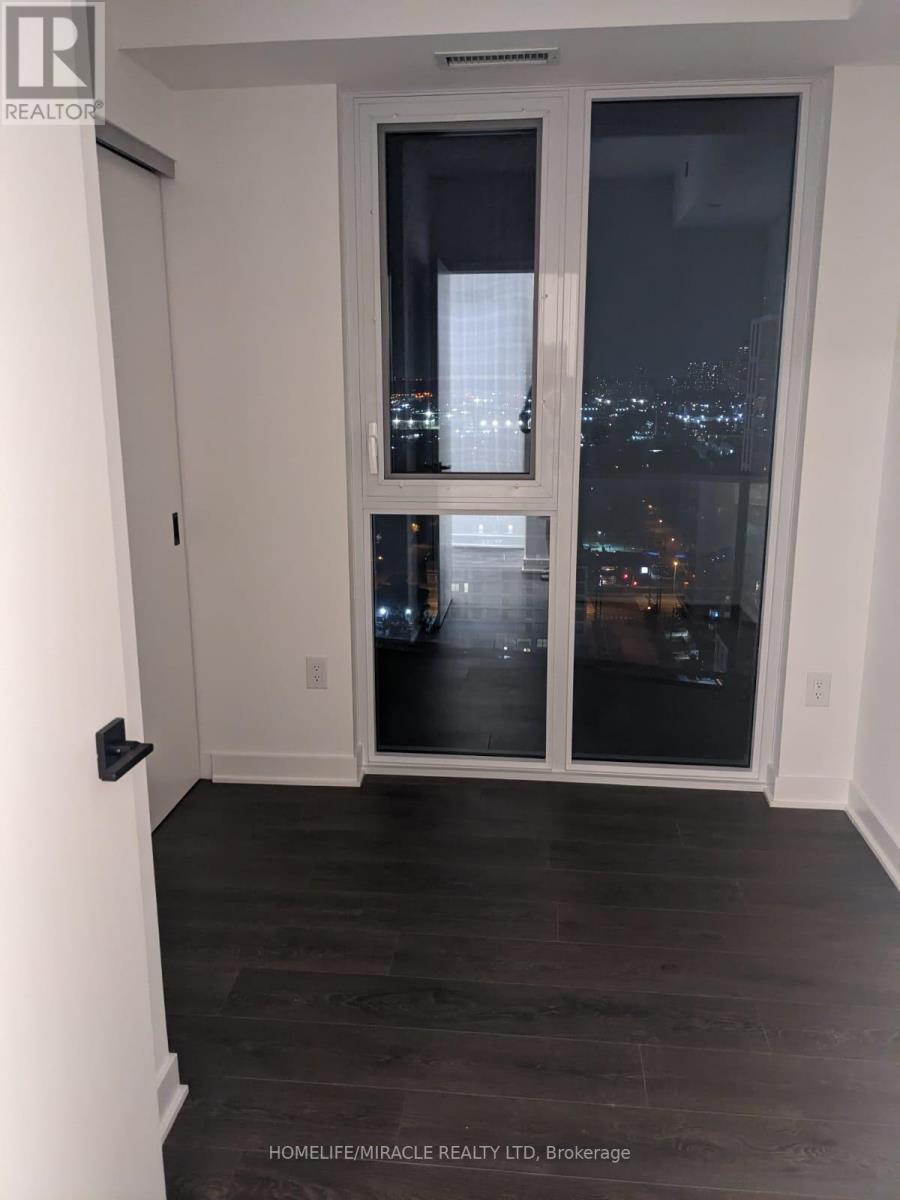 2004 - 36 Zorra Street, Toronto (Islington-City Centre West), Ontario  M8Z 0G5 - Photo 11 - W12822876