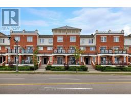 10 - 15 HAYS BOULEVARD, Oakville, Ontario
