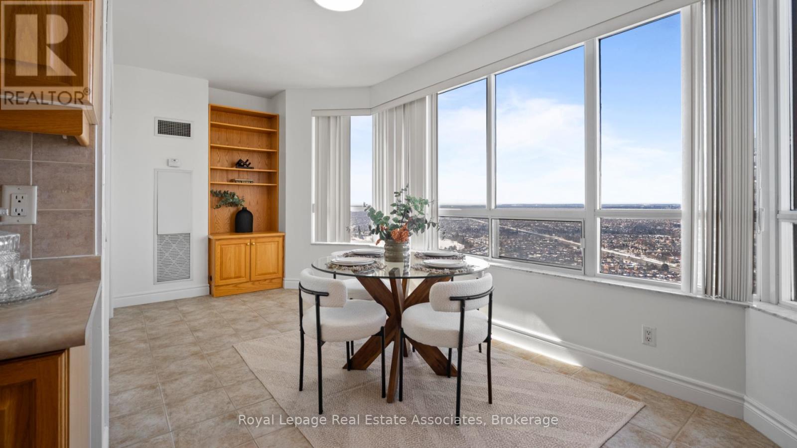 3110 - 25 Kingsbridge Garden Circle, Mississauga, Ontario  L5R 4B1 - Photo 13 - W12822922