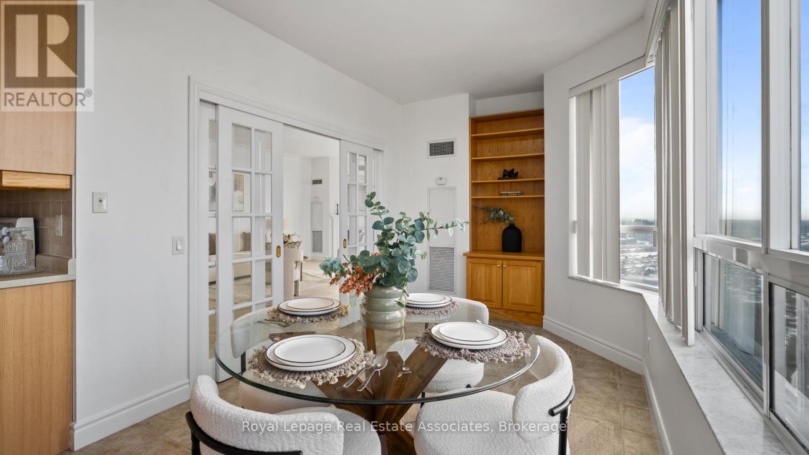 3110 - 25 Kingsbridge Garden Circle, Mississauga, Ontario  L5R 4B1 - Photo 15 - W12822922