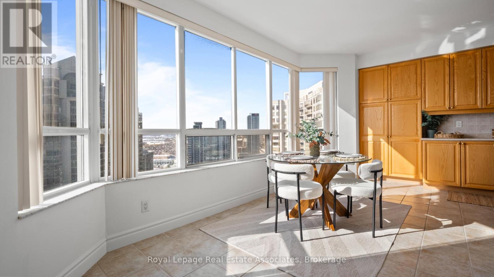 3110 - 25 Kingsbridge Garden Circle, Mississauga, Ontario  L5R 4B1 - Photo 16 - W12822922