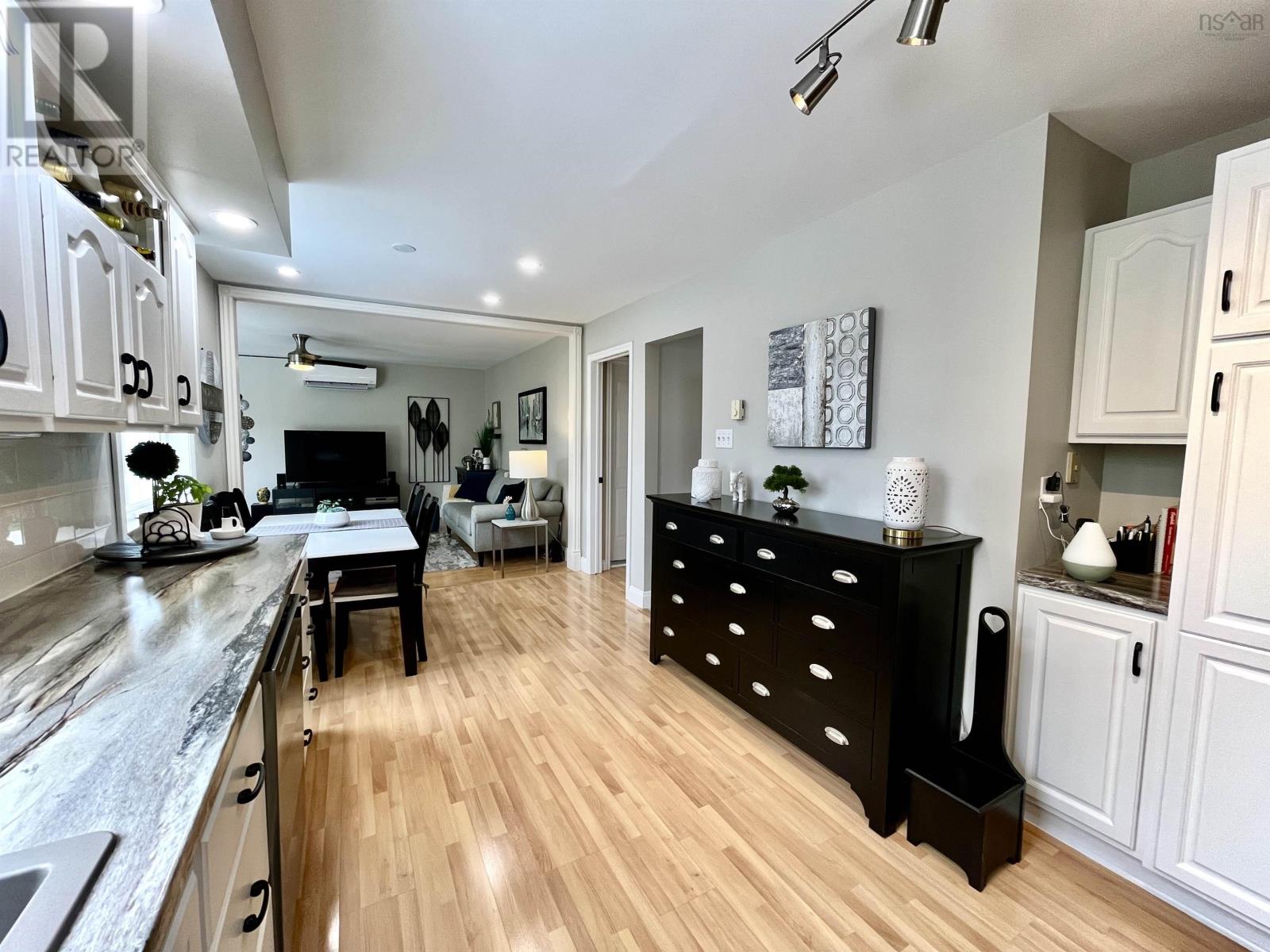 225 Cavalier Drive, Sackville, Nova Scotia  B4C 3L1 - Photo 13 - 202603409