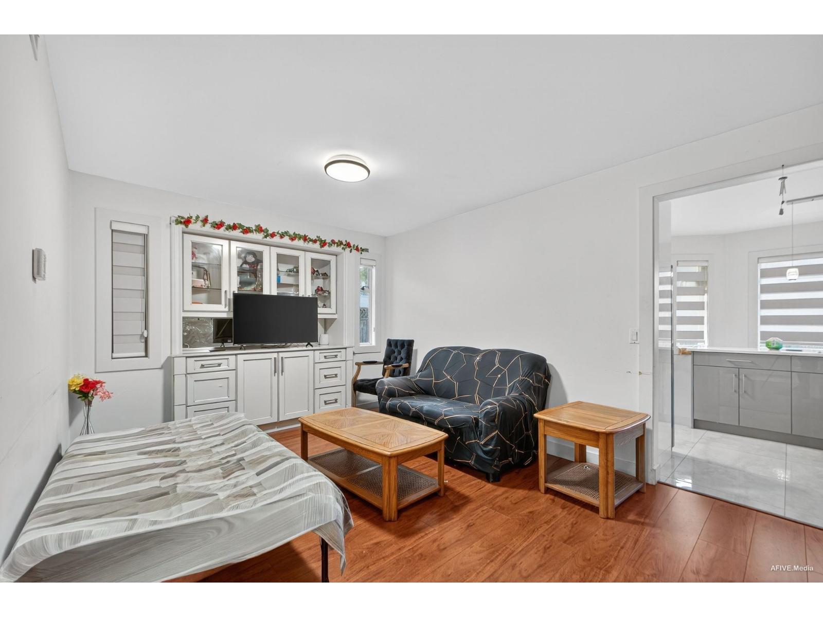 12079 84a Avenue, Surrey, British Columbia  V3W 0S7 - Photo 9 - R3093539