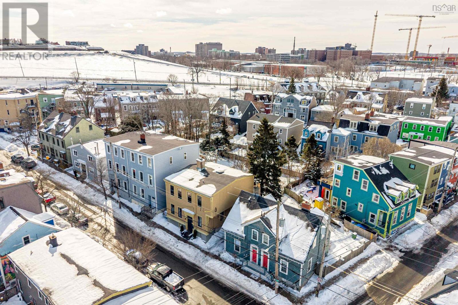 2048 Creighton Street, Halifax, Nova Scotia  B3K 3R2 - Photo 3 - 202603421