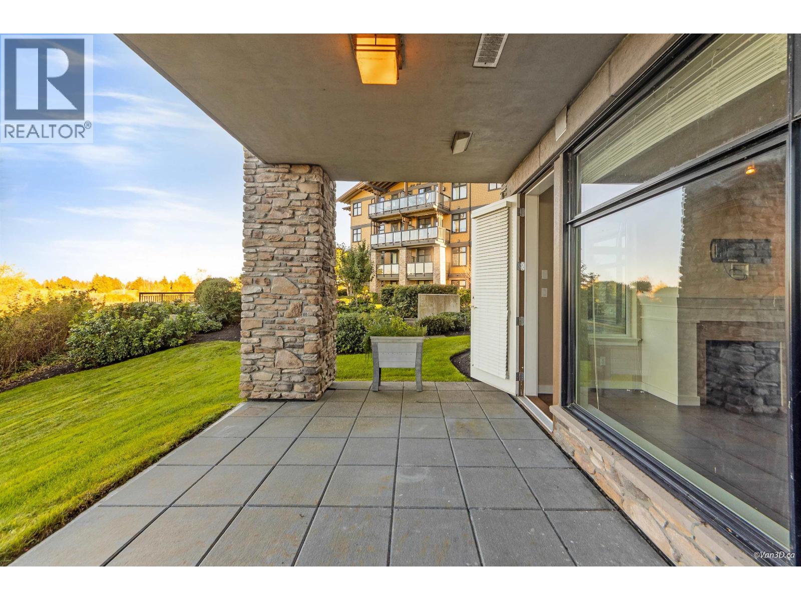 112 5055 Springs Boulevard, Tsawwassen, British Columbia  V4M 0A5 - Photo 12 - R3093186