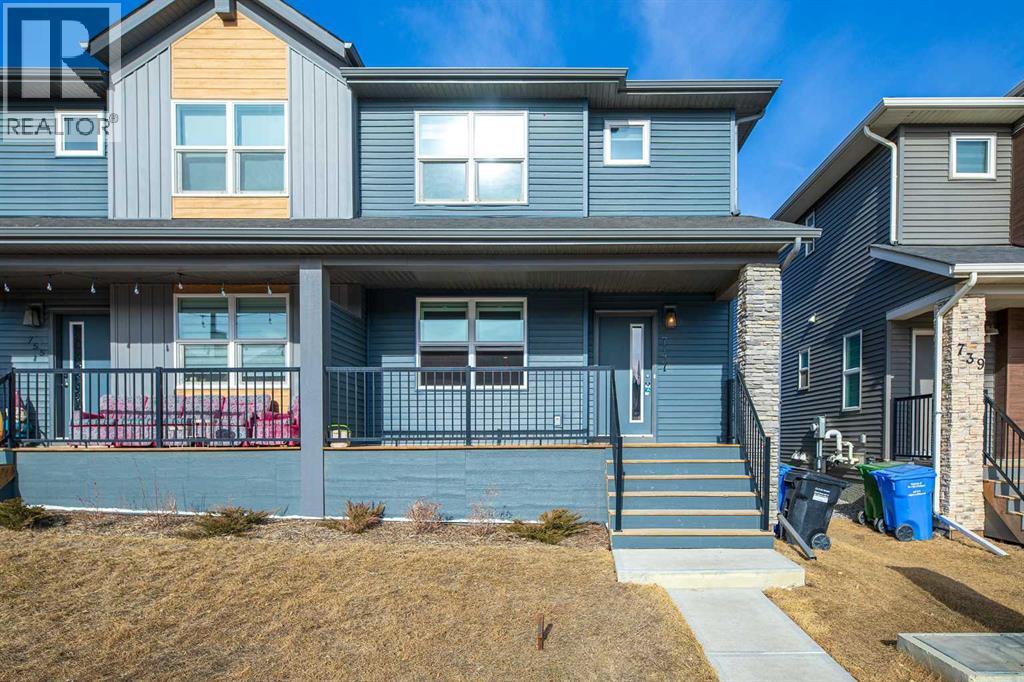 747 Creekside Boulevard Sw, Calgary, Alberta  T2X 5H1 - Photo 2 - A2284538