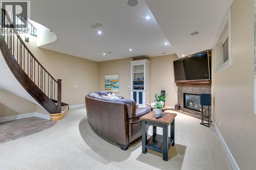 1727 Bowness Road Nw, Calgary, Alberta T2N 3K3 - Photo 38 - A2285260