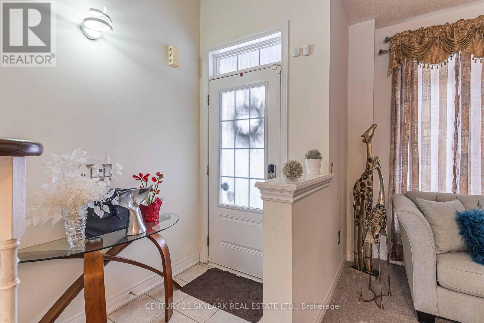 336 Col Phillips Drive, Shelburne, Ontario  L9V 3W1 - Photo 3 - X12822860