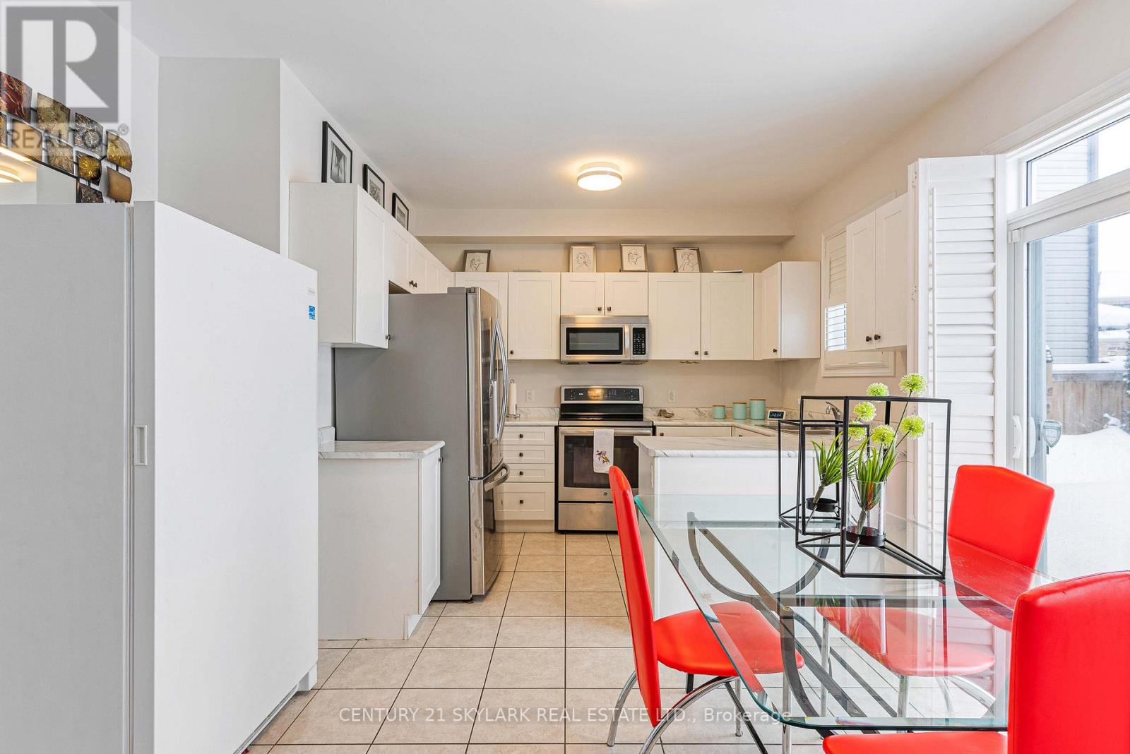 336 Col Phillips Drive, Shelburne, Ontario  L9V 3W1 - Photo 8 - X12822860