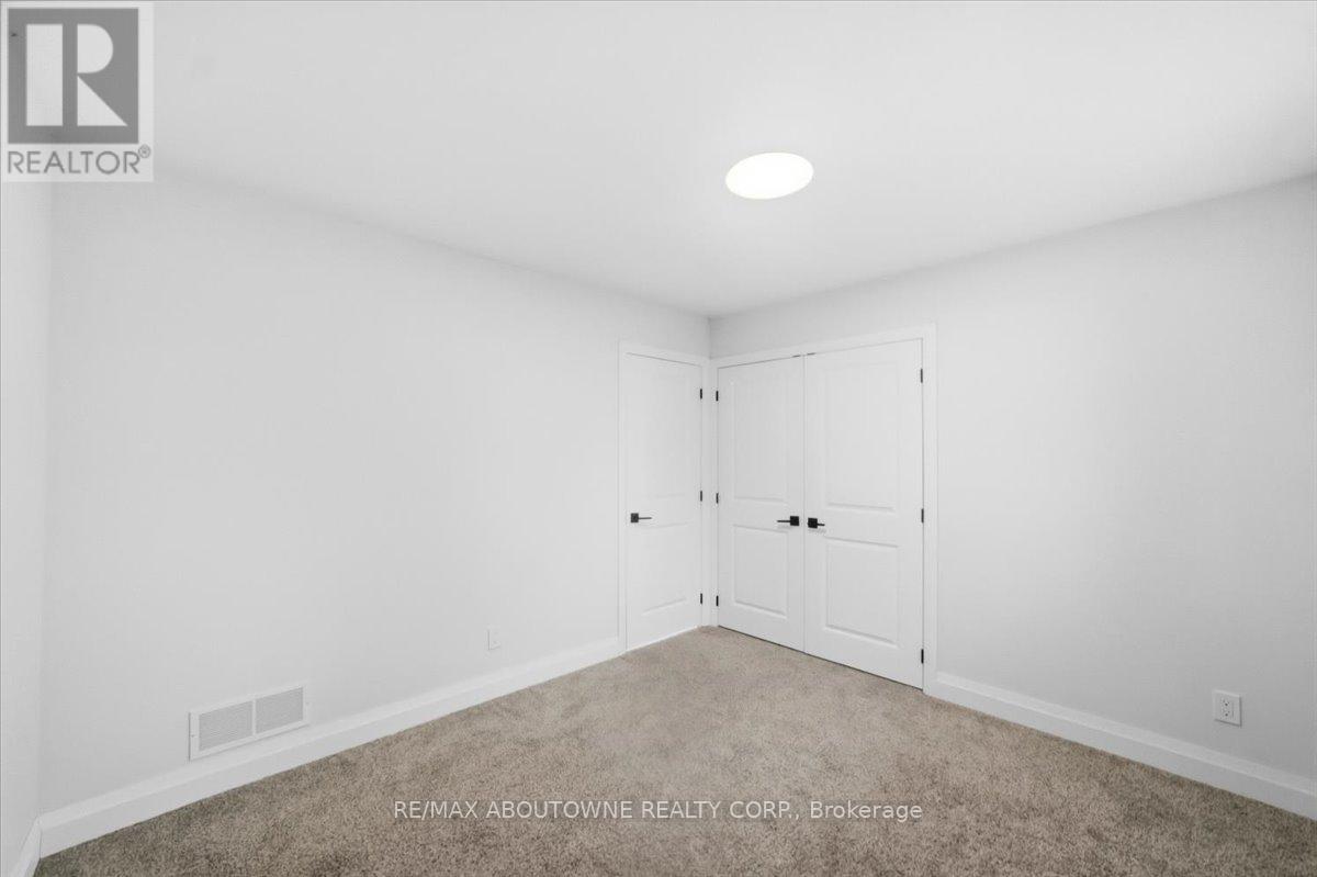 12 Main Street W, Haldimand, Ontario  N0A 1P0 - Photo 24 - X12822934