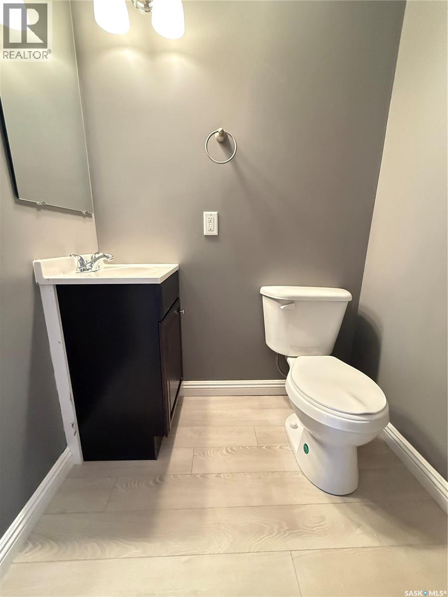 2 697 Sun Valley Drive, Estevan, Saskatchewan  S4A 2X7 - Photo 34 - SK029230