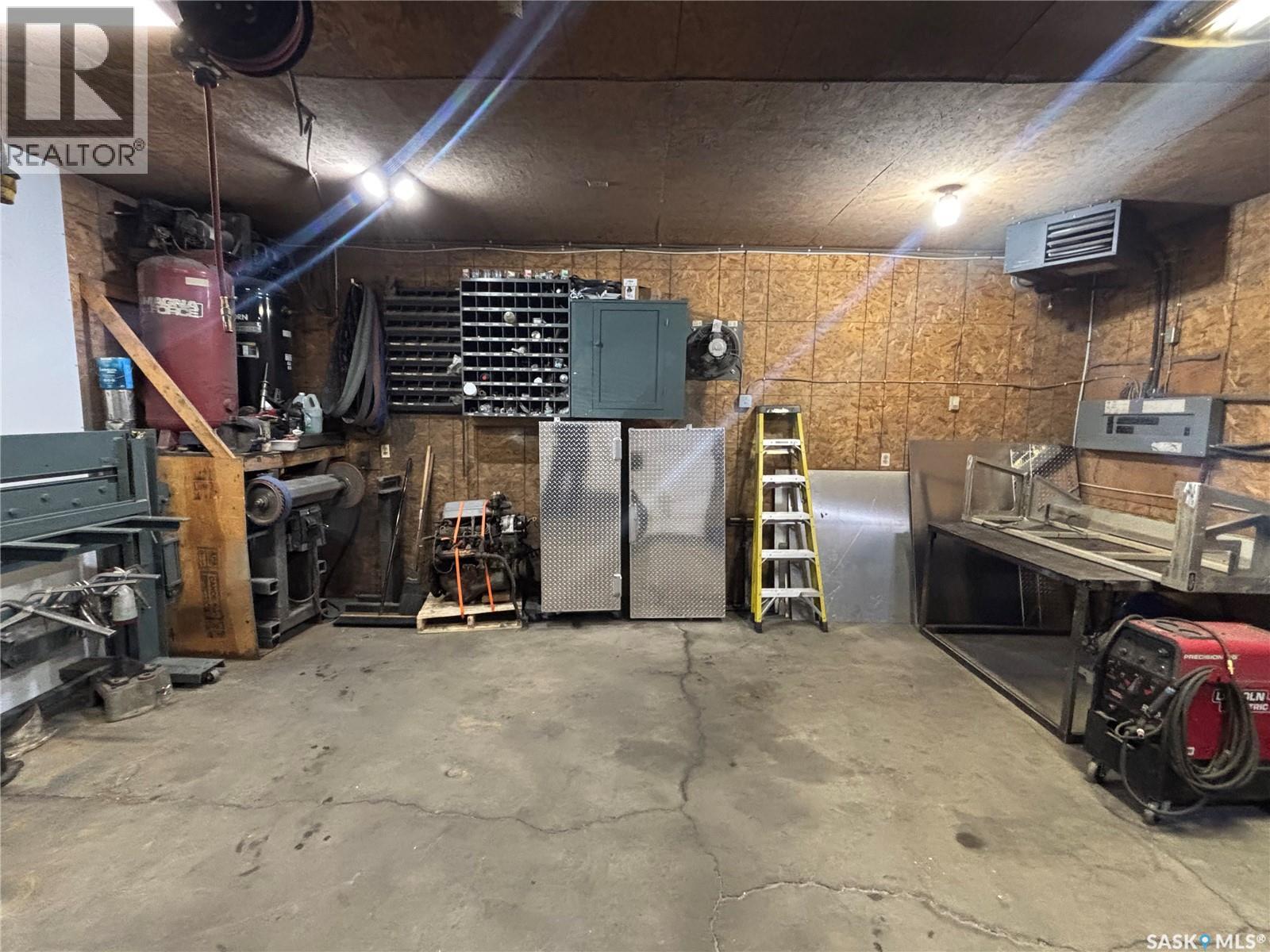 209 5th Avenue N, Naicam, Saskatchewan  S0K 2Z0 - Photo 12 - SK029190