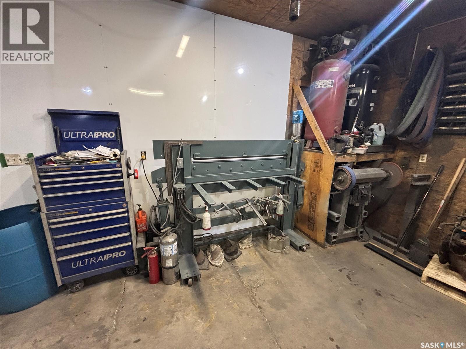 209 5th Avenue N, Naicam, Saskatchewan  S0K 2Z0 - Photo 17 - SK029190