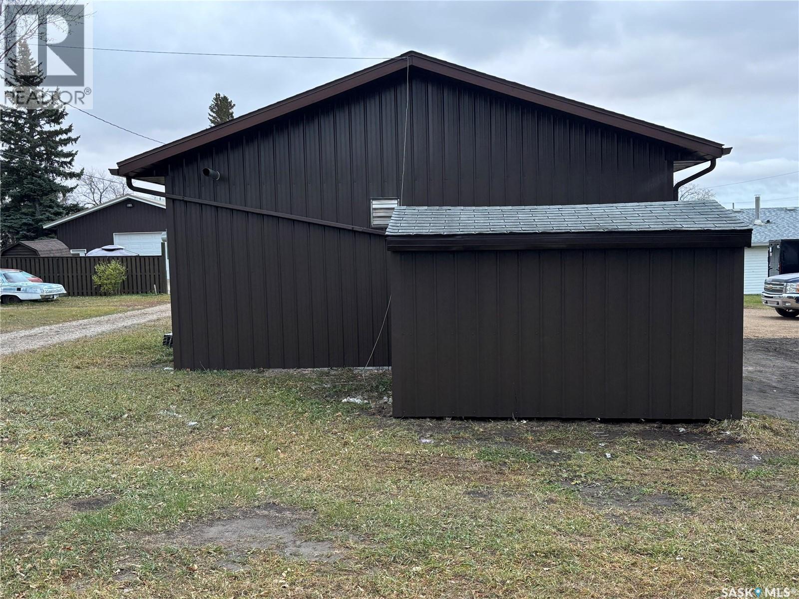 209 5th Avenue N, Naicam, Saskatchewan  S0K 2Z0 - Photo 4 - SK029190