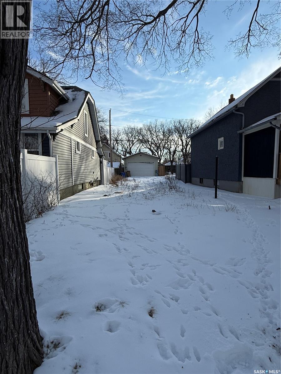 2305 Quebec Street, Regina, Saskatchewan  S4P 1K5 - Photo 2 - SK029187