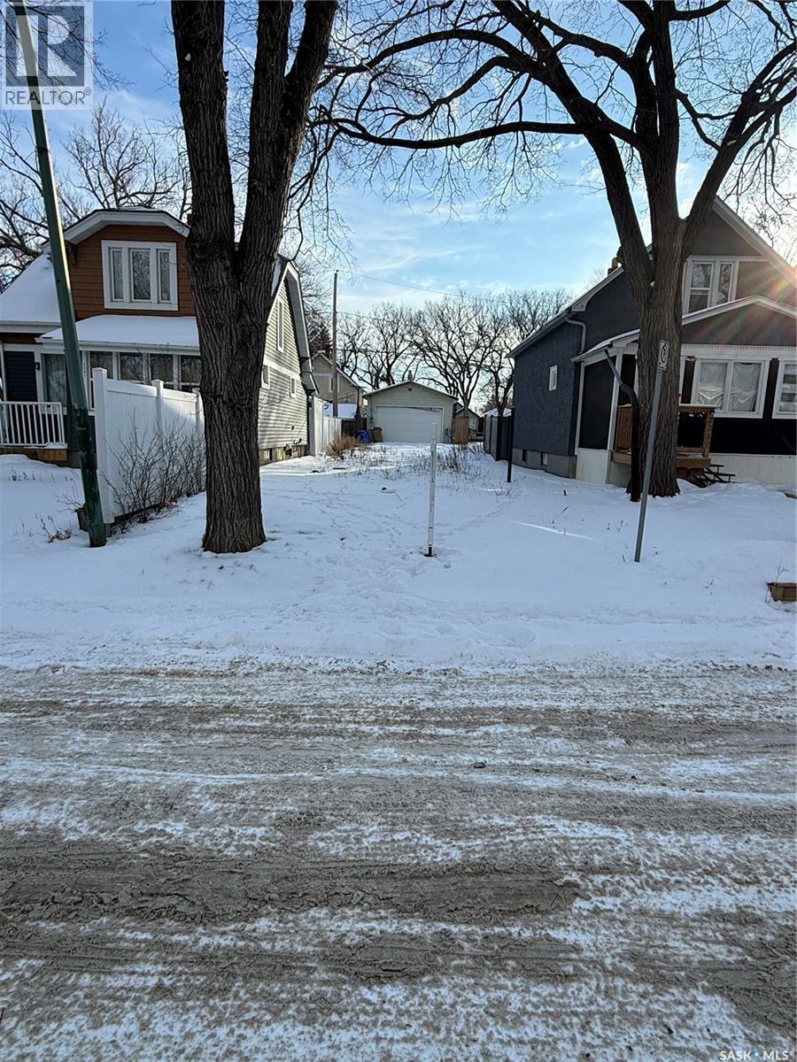 2305 Quebec Street, Regina, Saskatchewan  S4P 1K5 - Photo 3 - SK029187