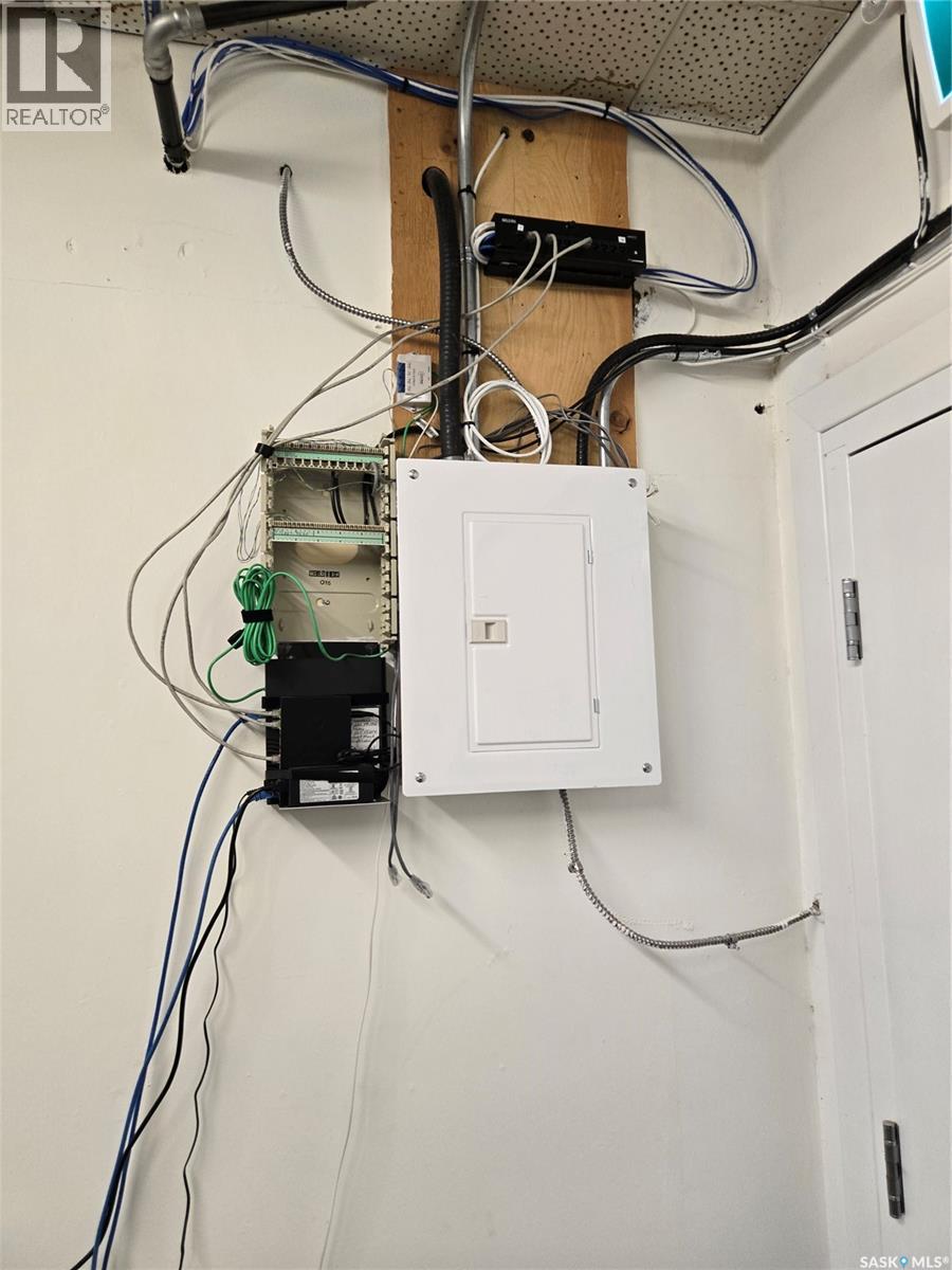 222 Franklin Street, Outlook, Saskatchewan  S0L 2N0 - Photo 35 - SK029028