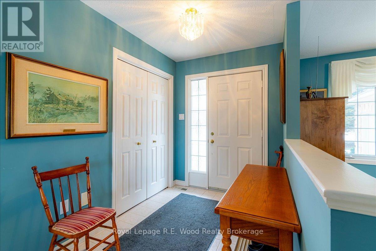 27 Woodside Drive, Tillsonburg, Ontario  N4G 5P9 - Photo 10 - X12822968