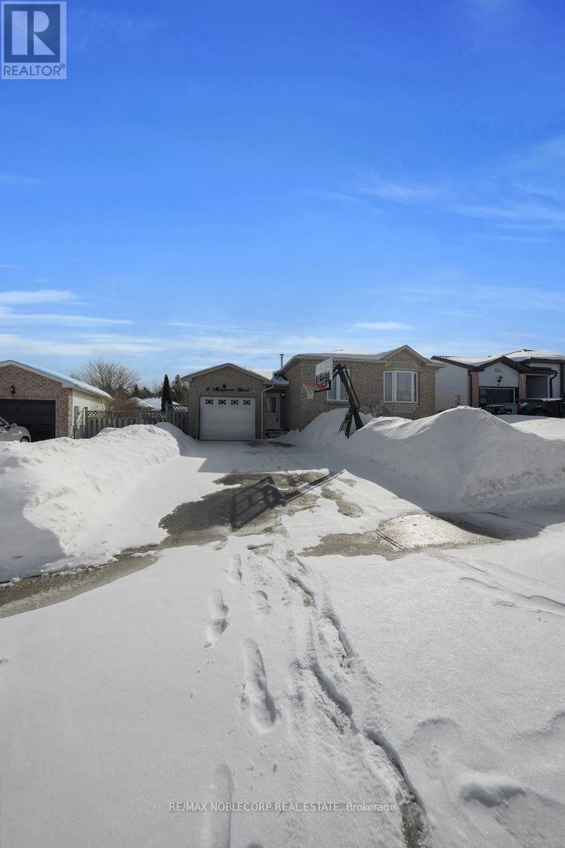 6 Mcqueen Street, Essa, Ontario  L0M 1B0 - Photo 4 - N12820508