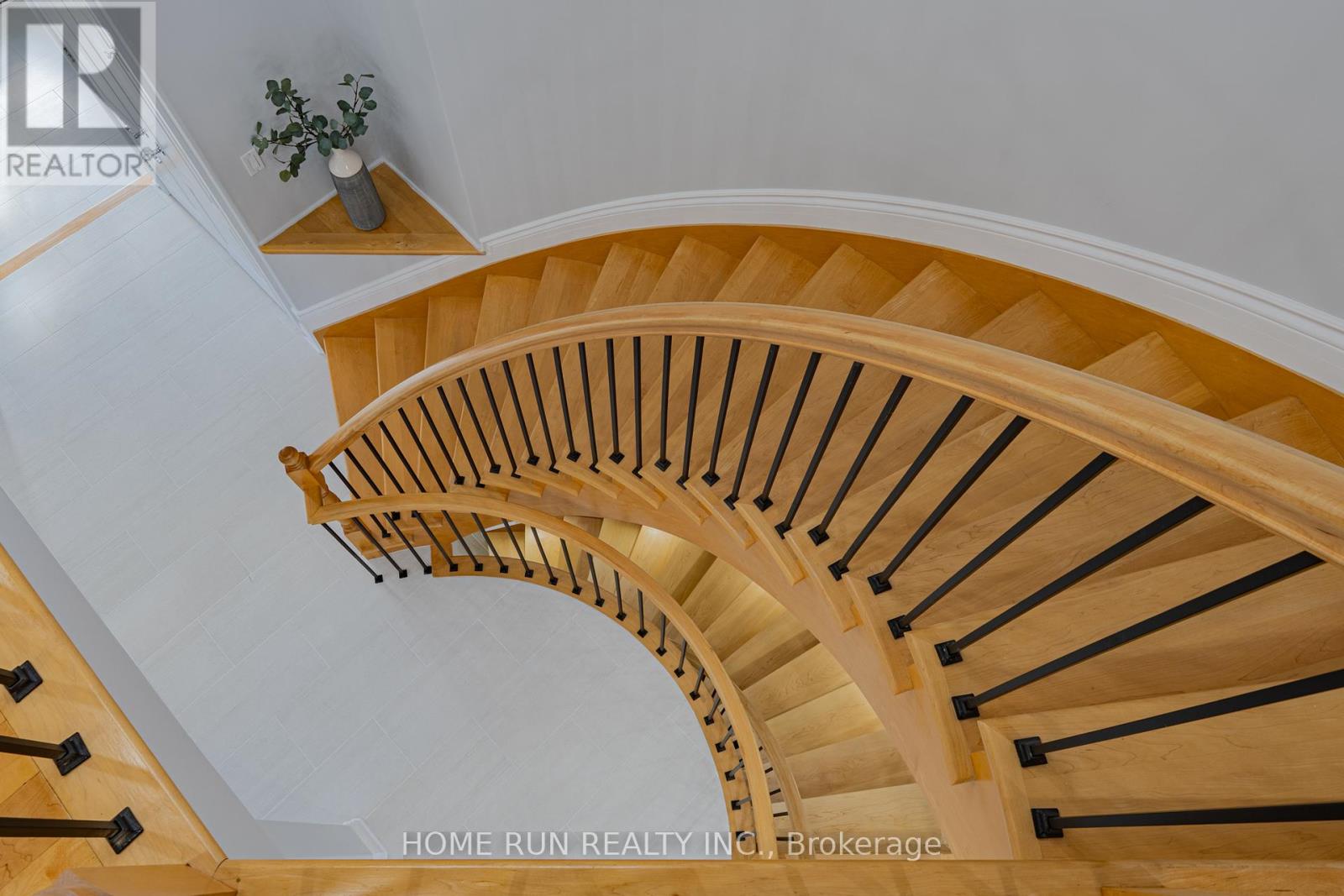 15 Wellsmere Court, Ottawa, Ontario  K2E 8C2 - Photo 29 - X12484967