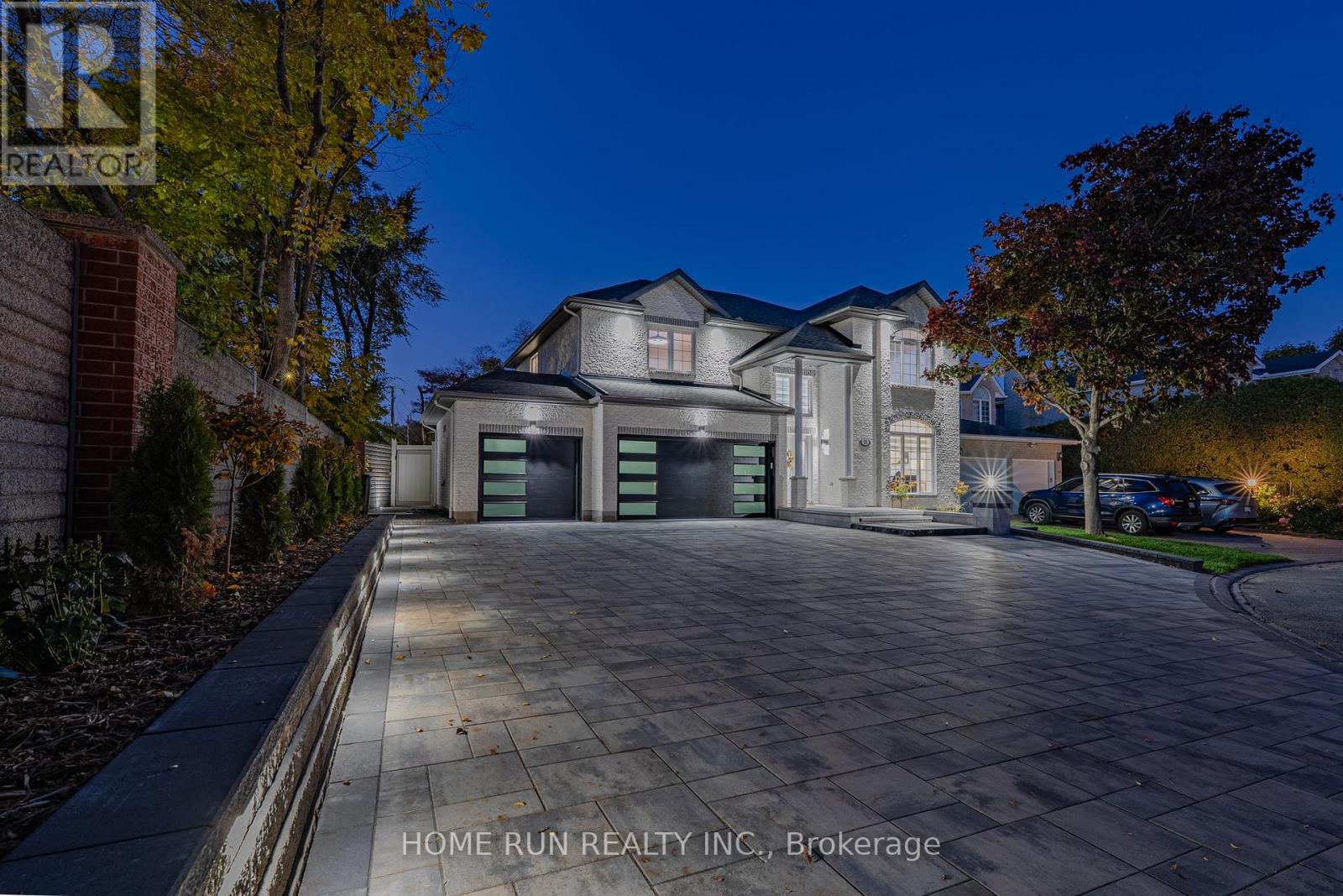 15 Wellsmere Court, Ottawa, Ontario  K2E 8C2 - Photo 4 - X12484967