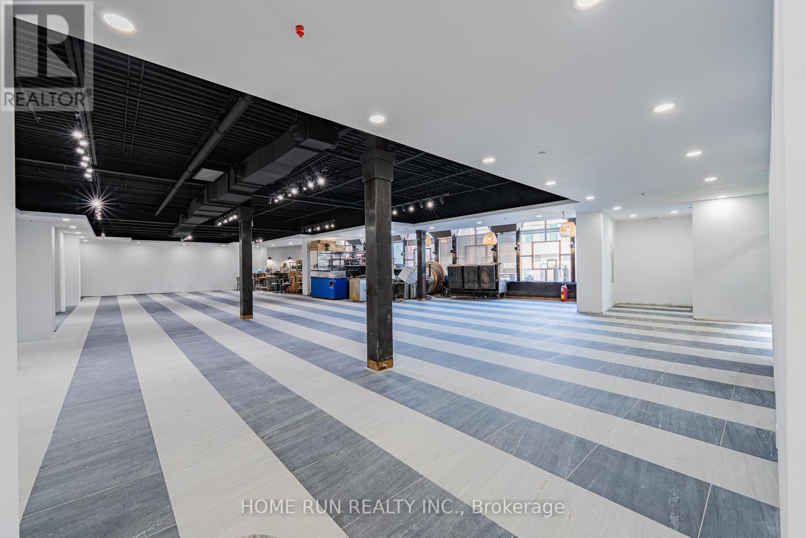 700 Somerset Street W, Ottawa, Ontario  K1R 6P6 - Photo 18 - X12799380