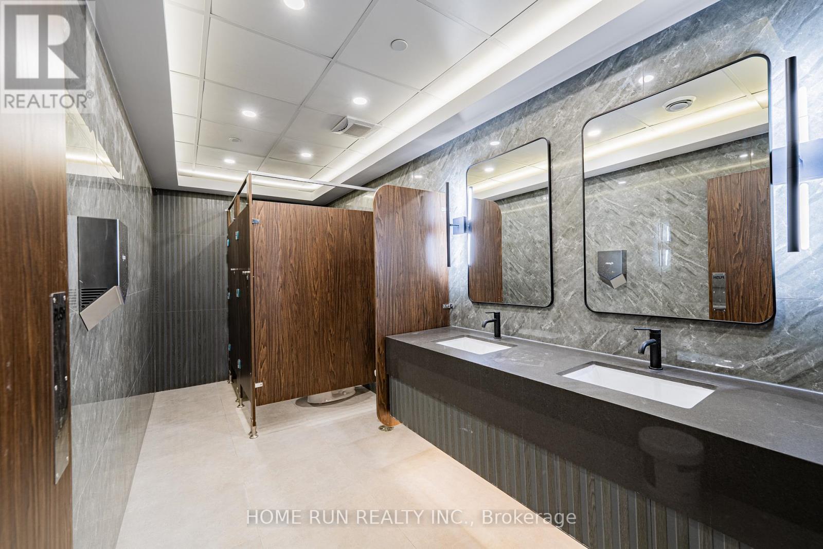 700 Somerset Street W, Ottawa, Ontario  K1R 6P6 - Photo 37 - X12799380