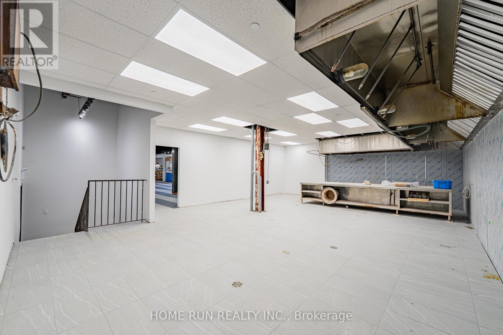 700 Somerset Street W, Ottawa, Ontario  K1R 6P6 - Photo 25 - X12799380