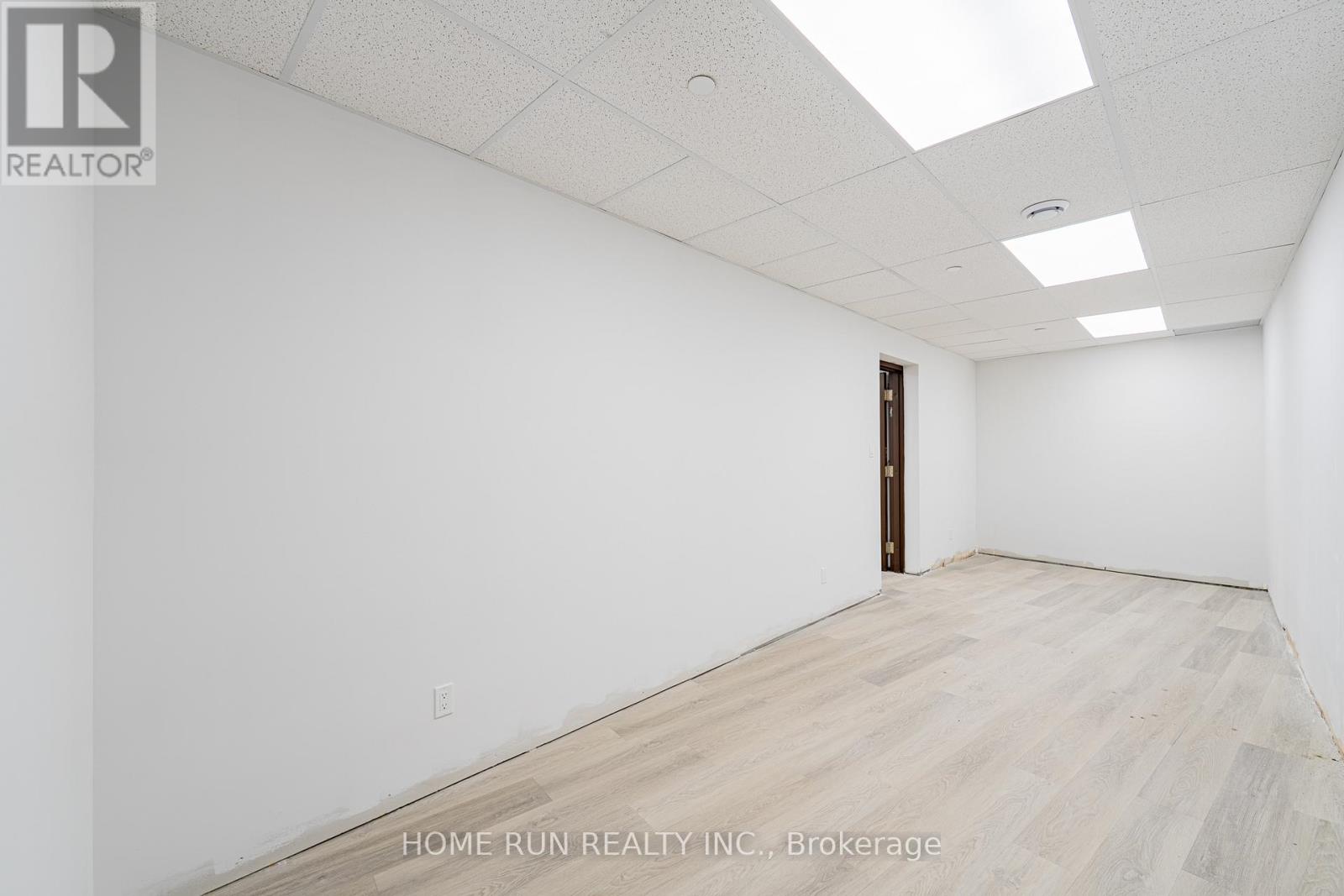 700 Somerset Street W, Ottawa, Ontario  K1R 6P6 - Photo 50 - X12799380