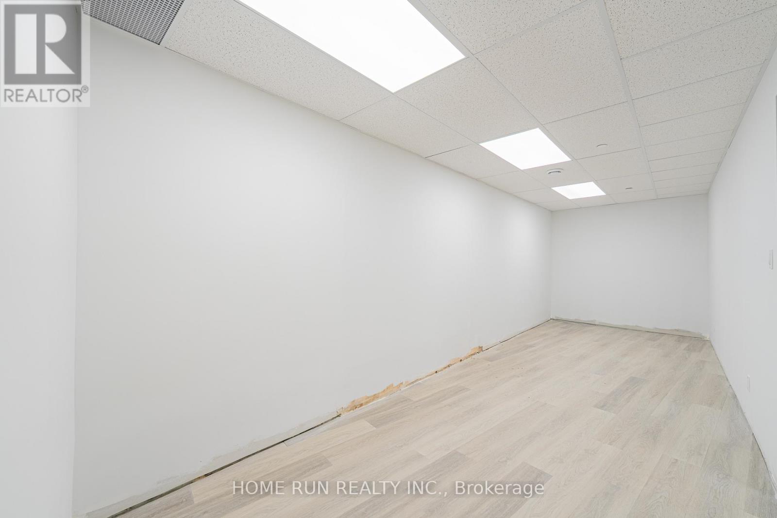 700 Somerset Street W, Ottawa, Ontario  K1R 6P6 - Photo 49 - X12799380