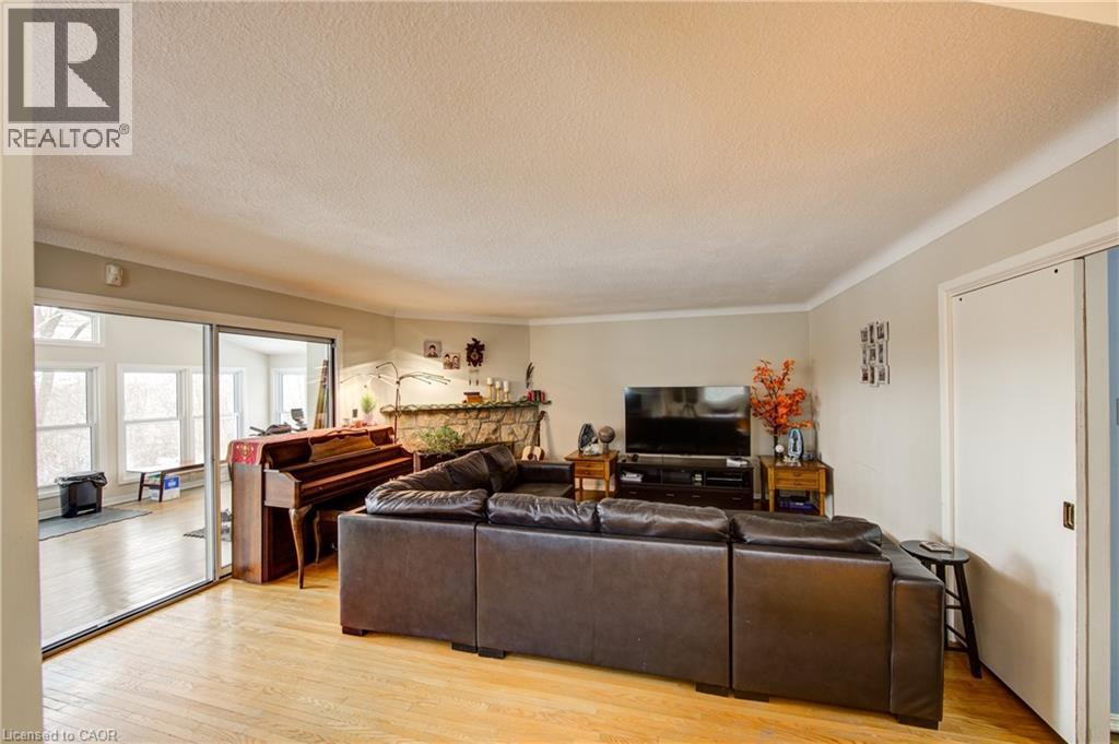 443 Magnolia Crescent, London, Ontario  N5Y 4T2 - Photo 4 - 40802444