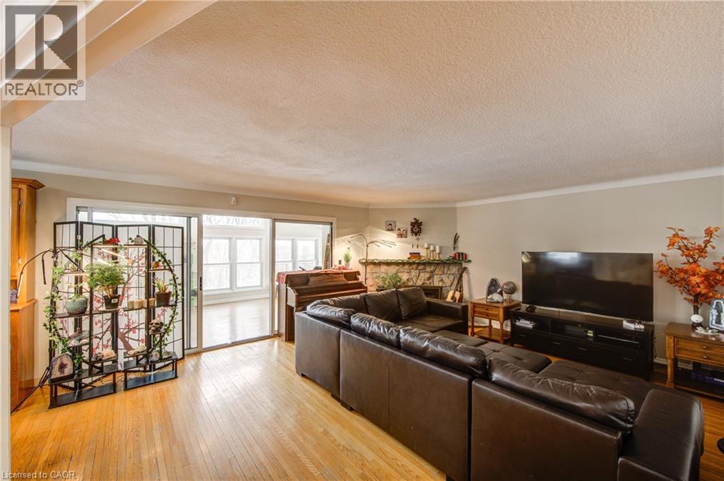 443 Magnolia Crescent, London, Ontario  N5Y 4T2 - Photo 3 - 40802444