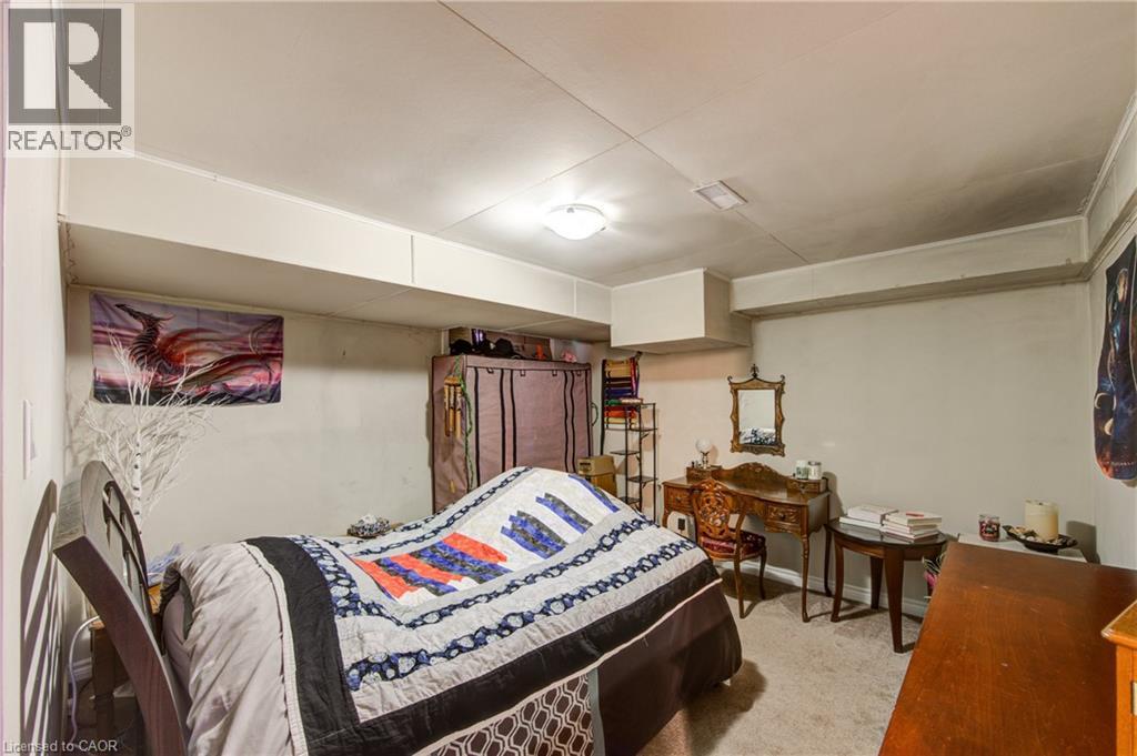 Photo 23 of 34 for 443 Magnolia Crescent