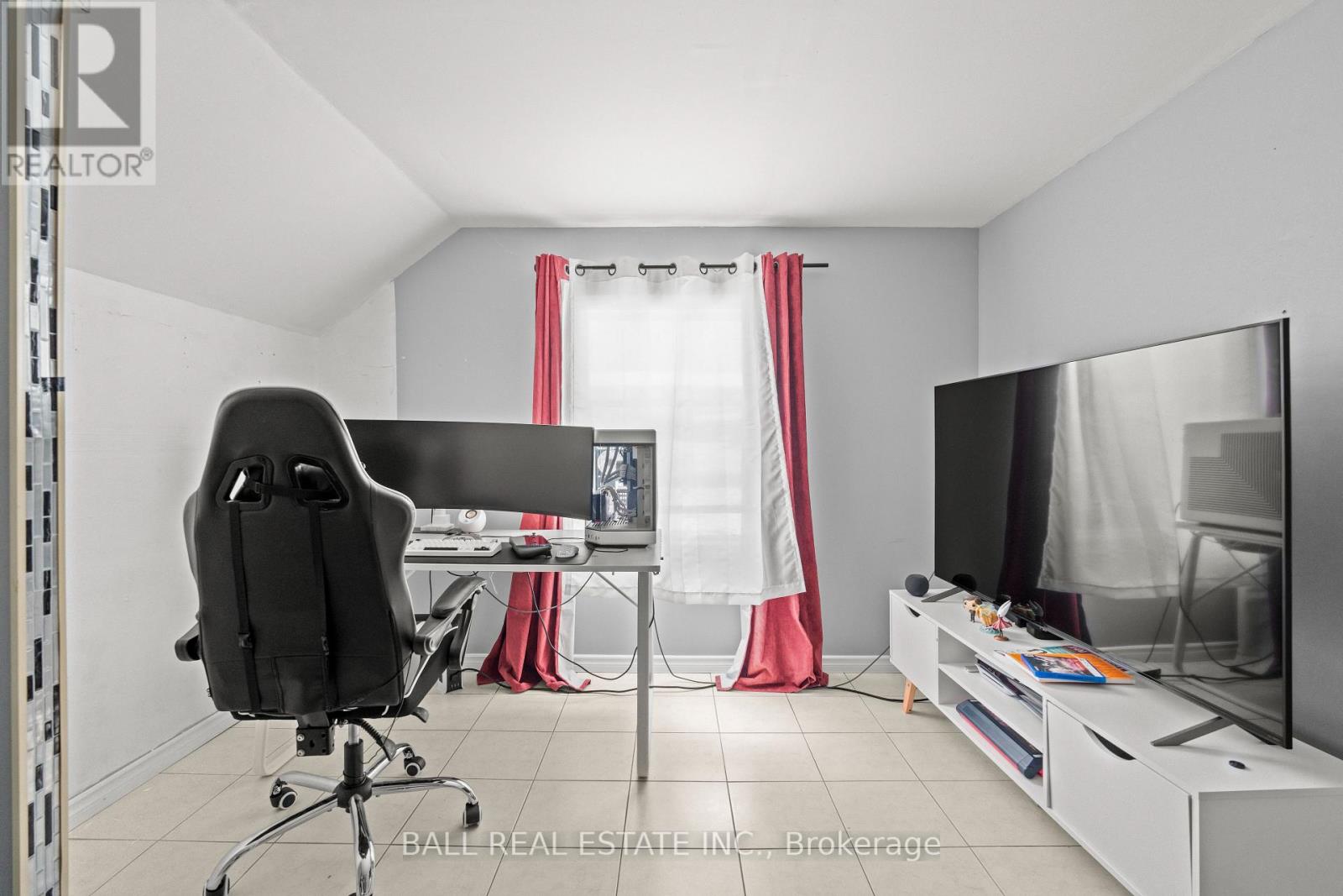 2048 Walker Avenue, Peterborough (Ashburnham Ward 4), Ontario  K9L 1S1 - Photo 35 - X12823064