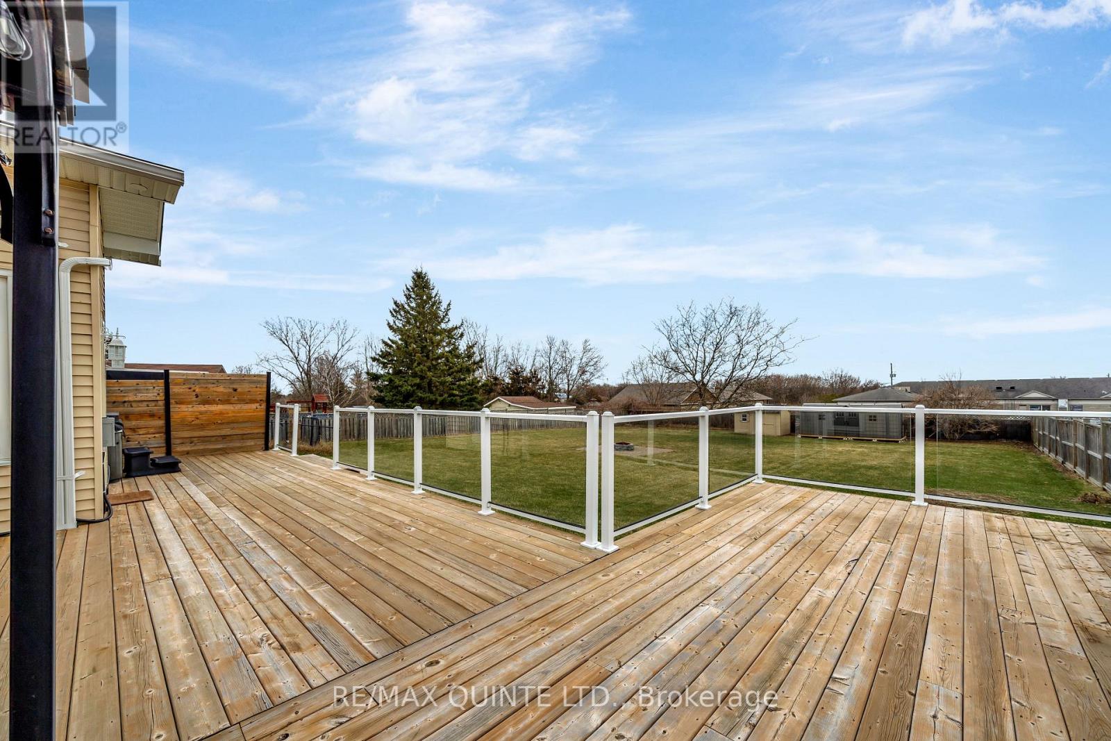 94 Cloverleaf Drive, Belleville (Thurlow Ward), Ontario  K8N 4Z5 - Photo 35 - X12823146