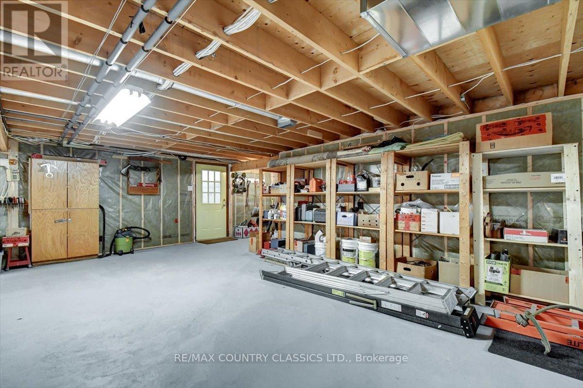 37 Golfview Drive, Bancroft (Bancroft Ward), Ontario  K0L 1C0 - Photo 38 - X12823160