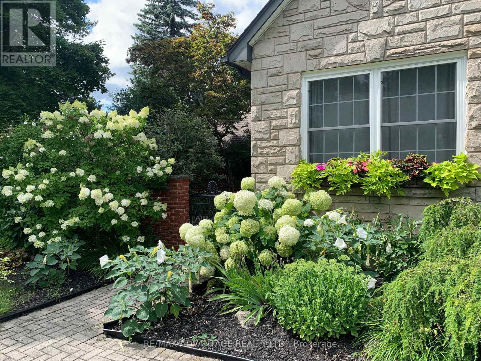 572 Huntingdon Drive, London South (South R), Ontario  N6C 4J4 - Photo 46 - X12822990