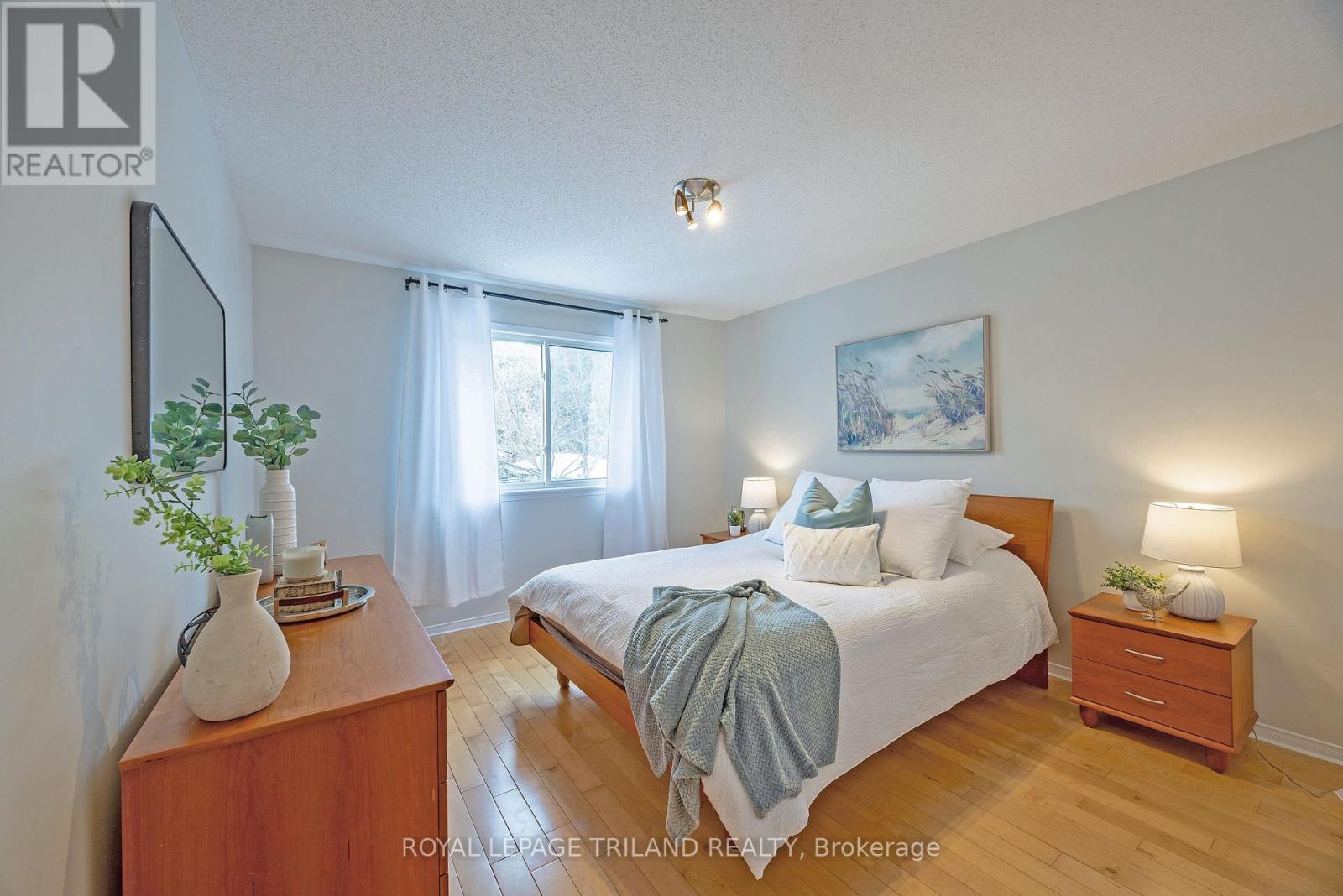 472 Talltree Crescent, London East, Ontario  N5V 5E6 - Photo 13 - X12823080