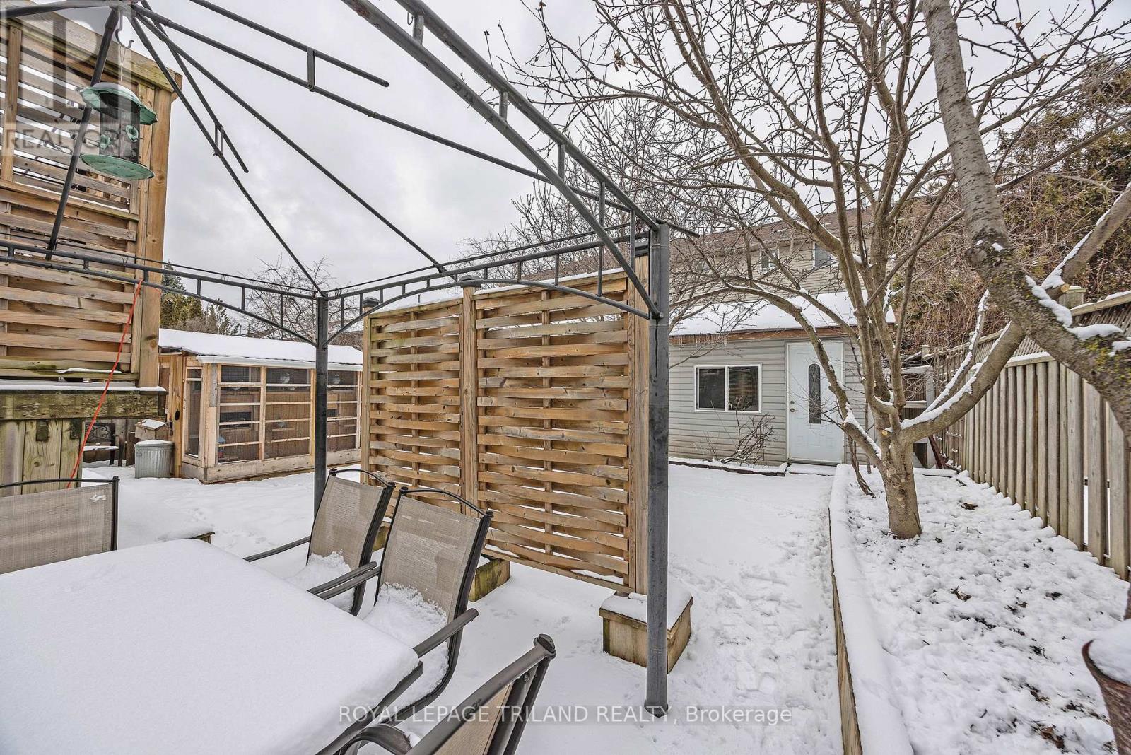 472 Talltree Crescent, London East, Ontario  N5V 5E6 - Photo 30 - X12823080