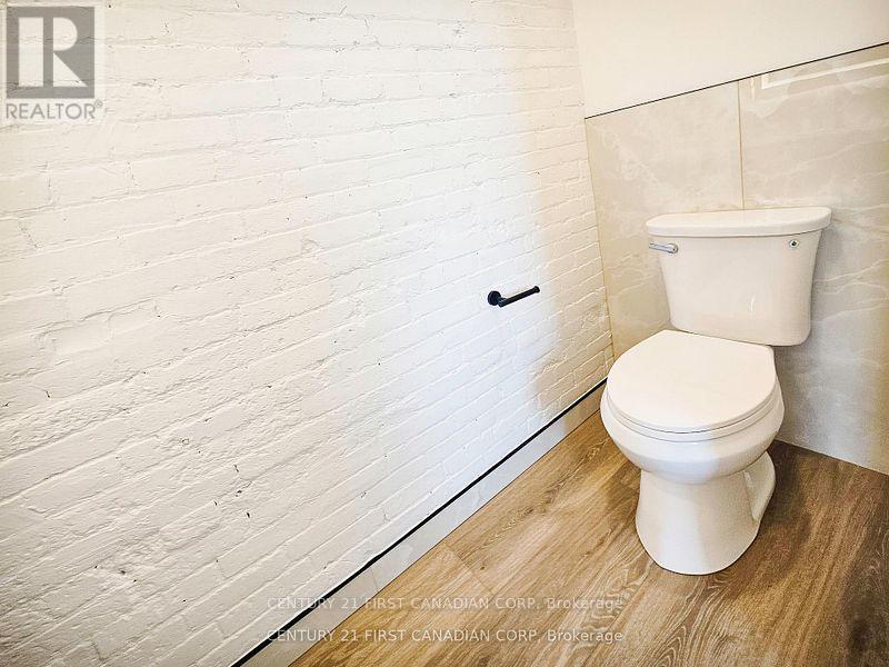 Unit 4 - 857 Dundas Street, London East (East L), Ontario  N5W 2Z8 - Photo 9 - X12823234